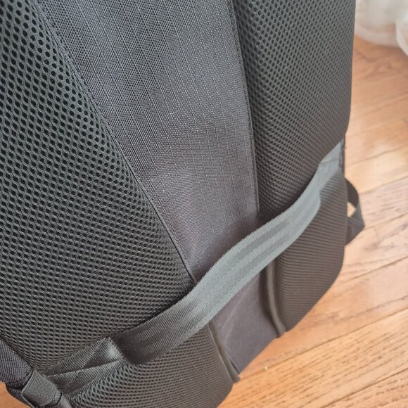 Solgaard Shore-Tex Daypack Baltic Black Backpack Fits 15" Laptop - Picture 14 of 16